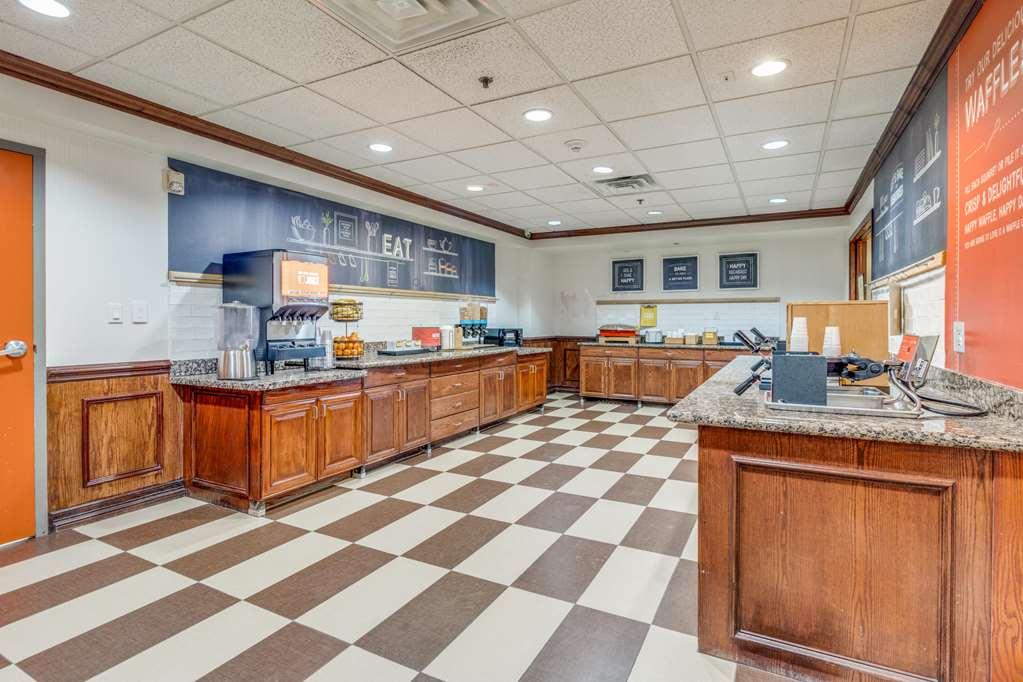 Hampton Inn & Suites Gainesville Restoran gambar